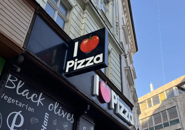 Svetelný nápis I Love Pizza