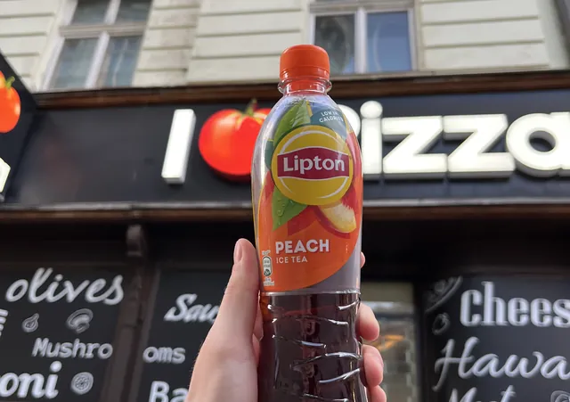 Chladený nápoj pred prevádzkou